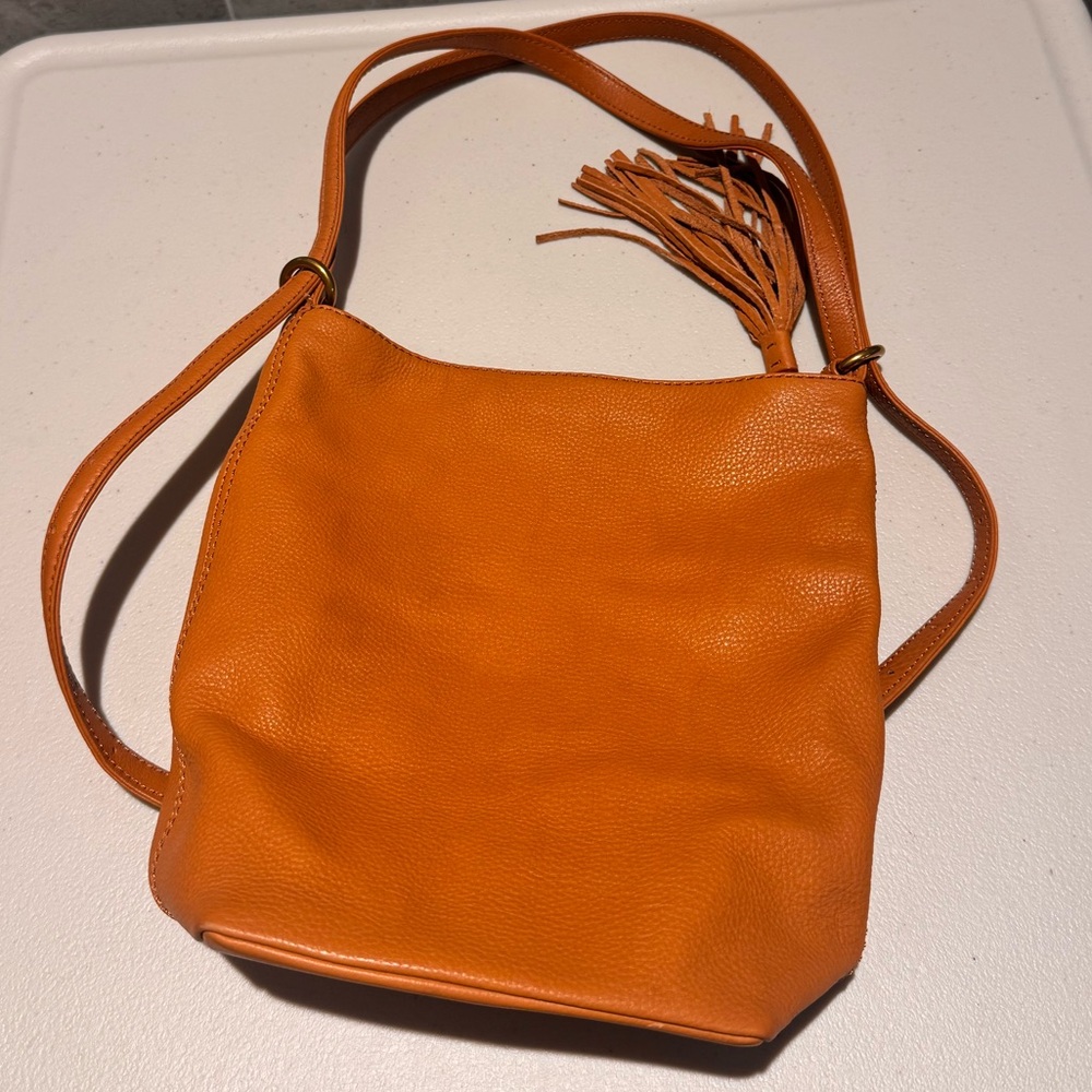 Hobo Blaze bucket bag